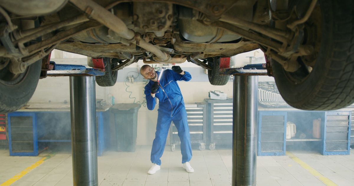 Mechanic Technician Repair Professional Service